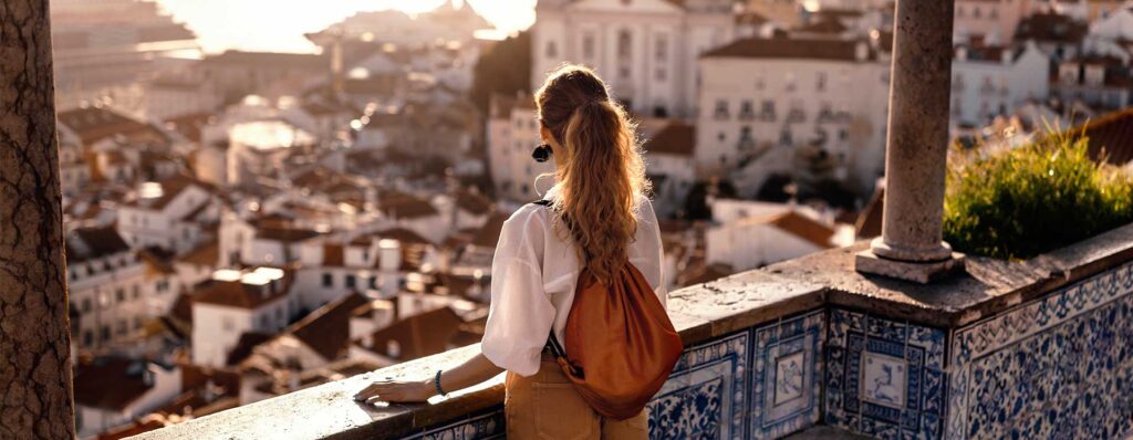 Portugal dual citizenship by descent PDC women view of Portugal